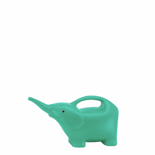 PENYIRAM TANAMAN ELEPHANT 1104