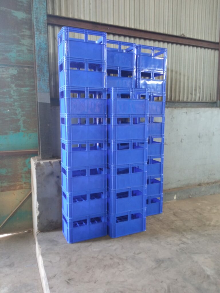 KERANJANG BOTOL RABBIT 8006 / KRAT / BOX PETI PLASTIK ISI 24 BOTOL: Solusi Terbaik Penyimpanan dan Distribusi Botol Minuman Industri