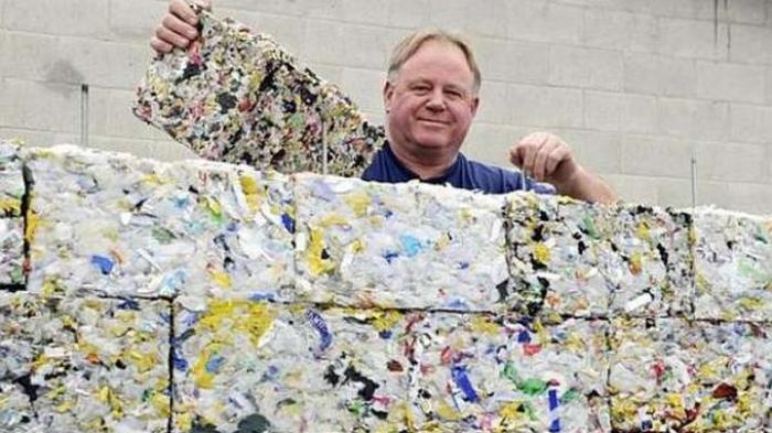 Penyebab adanya inovasi teknologi untuk mengatasi limbah plastik adalah