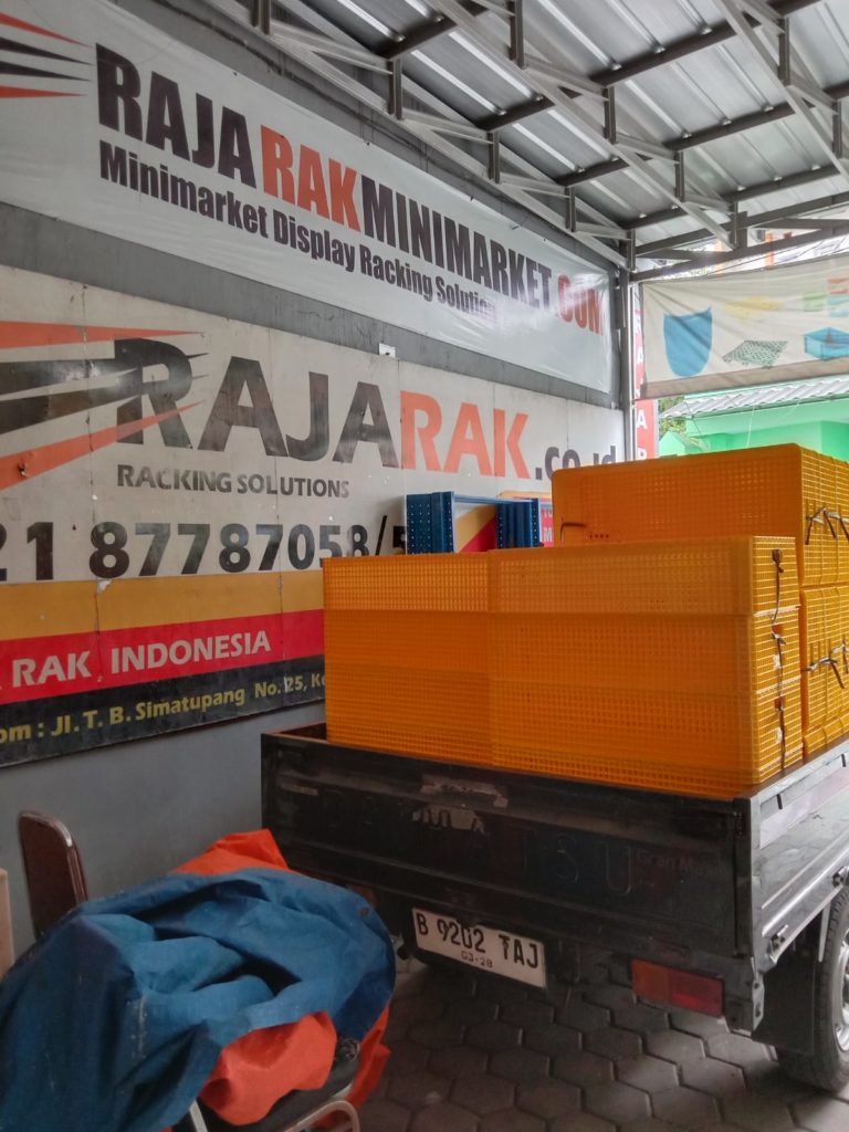 Box Container Plastik Industri Rabbit 7303 ke Kupang - NTT - Nusa Tenggara Timur