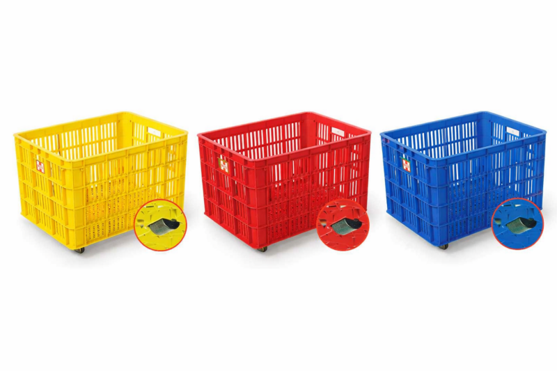 CONTAINER BOX PLASTIK INDUSTRI BESAR 140 LITER BERLUBANG RODA HANATA 3000 (2) CONTAINER BOX PLASTIK INDUSTRI BESAR 140 LITER BERLUBANG RODA HANATA 3000 UKURAN 68 x 49 x 42 CM | RAJA PLASTIK INDONESIA