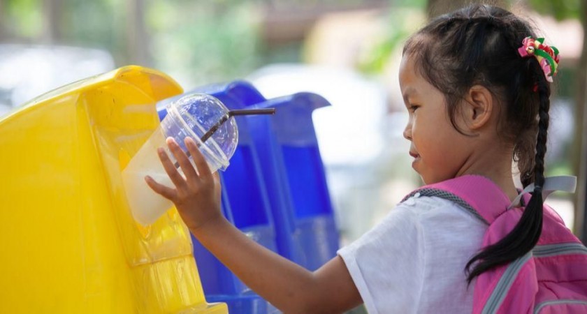 Mengapa Kita Harus Membuang Sampah Pada Tempatnya?