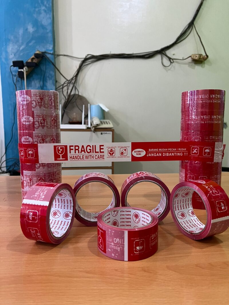 LAKBAN TAPE PLASTIK FRAGILE YTH