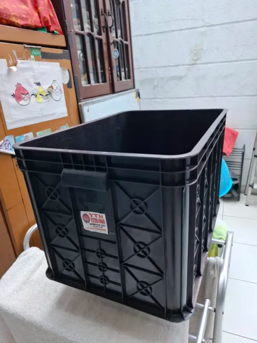 Container Box Plastik Industri Rapat Hitam Murah YTH-19B Low Grade 61x41x24 Cm | Raja Plastik Indonesia