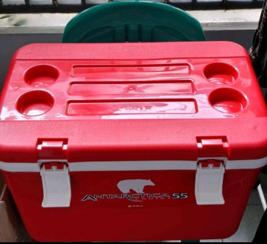 COOLER BOX BESAR PLASTIK 55 LITER LION STAR ANTARCTICA I-26, UKURAN 664 x 401 x H 415 mm | RAJA PLASTIK INDONESIA