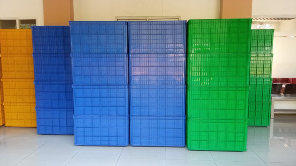 PENGIRIMAN BOX CONTAINER / KERANJANG PLASTIK INDUSTRI HANATA & RABBIT KE GUDANG UNILEVER CIKARANG OLEH TIM RAJA PLASTIK INDONESIA