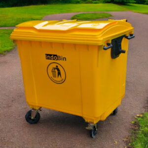 TEMPAT SAMPAH BESAR PLASTIK 1100 LITER INDOBIN TIPE B1100P + RODA: Solusi Tempat Sampah Jumbo Berkapasitas 1100 Liter dengan Roda Heavy Duty untuk Kebutuhan Industri dan Fasilitas Umum