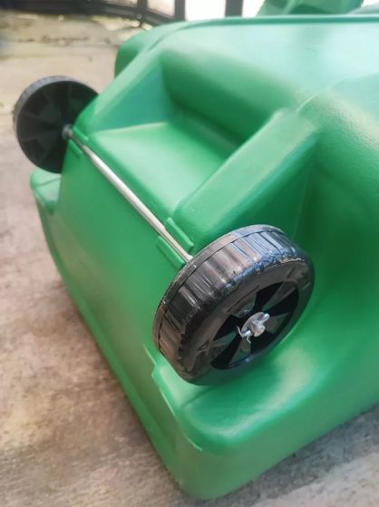 TONG SAMPAH PLASTIK BESAR KOTAK 220 LITER GREEN LEAF BIO DUSTBIN 2022: Solusi Tempat Sampah Plastik Kapasitas Besar untuk Area Industri, HORECA, Perkantoran, Fasilitas Umum, dan Lingkungan Komersial