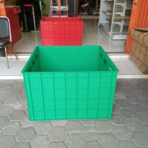 CONTAINER BOX INDUSTRI BESAR PLASTIK RAPAT 640 LITER ATARI 9883 (3) CONTAINER BOX INDUSTRI BESAR PLASTIK RAPAT 640 LITER ATARI 9883 UKURAN 100x100x64 CM | RAJA PLASTIK INDONESIA