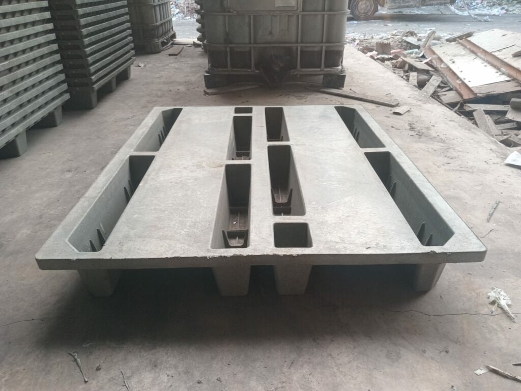 PALLET PLASTIK MURAH DAUR ULANG 100x120x15 CM - RAIB RECYCLED PLASTIC PALLET TIPE SP25 | RAJA PLASTIK INDONESIA